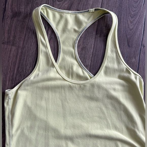 2/$40 lululemon cool racerback neon yellow tank top size 6 lulu - Picture 8 of 9